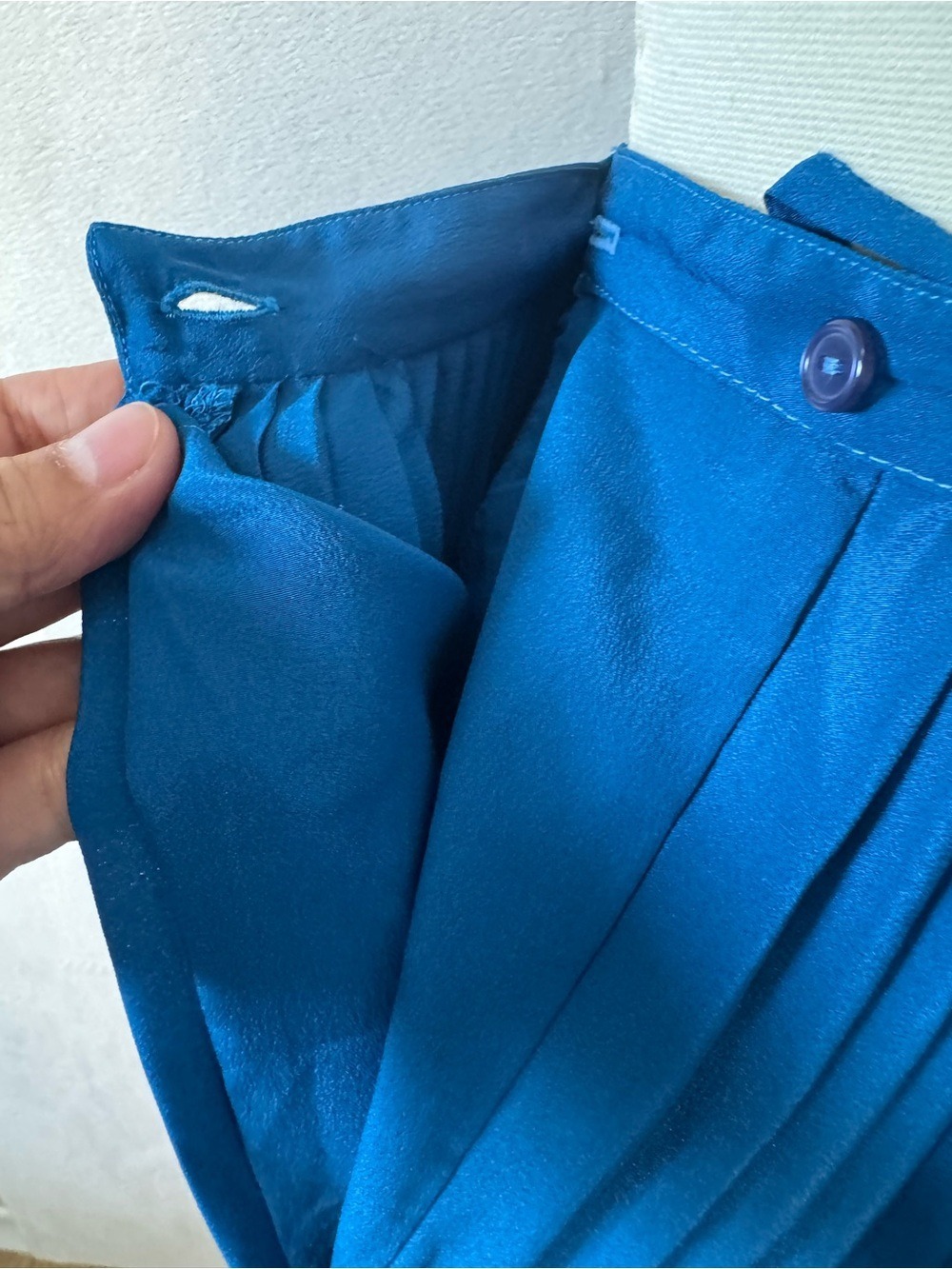 Vintage Serge Nancel Paris Pleated Midi Skirt in Blue Silky size 38 - Picture 2 of 6